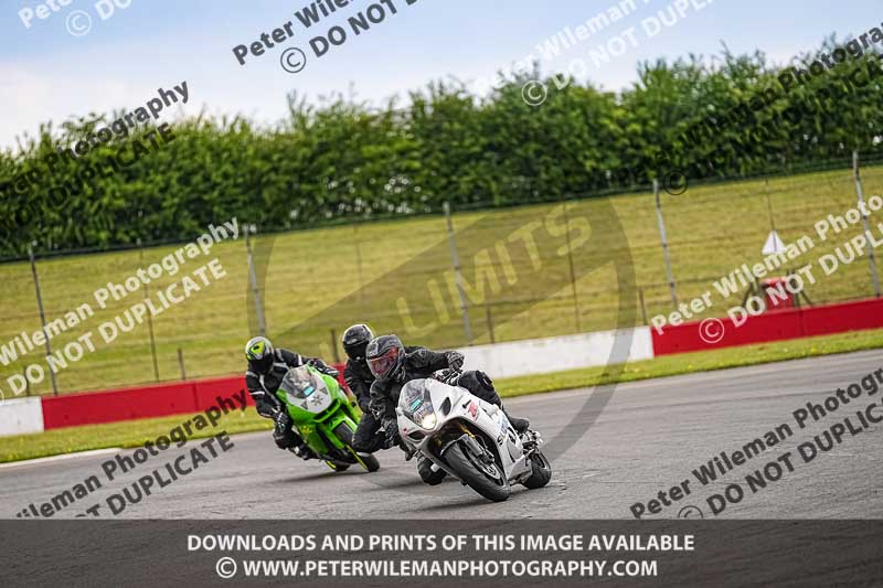 donington no limits trackday;donington park photographs;donington trackday photographs;no limits trackdays;peter wileman photography;trackday digital images;trackday photos